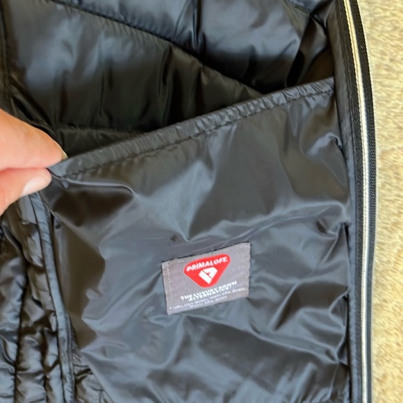 GAP Puffer Jacket - Picture 7 of 13